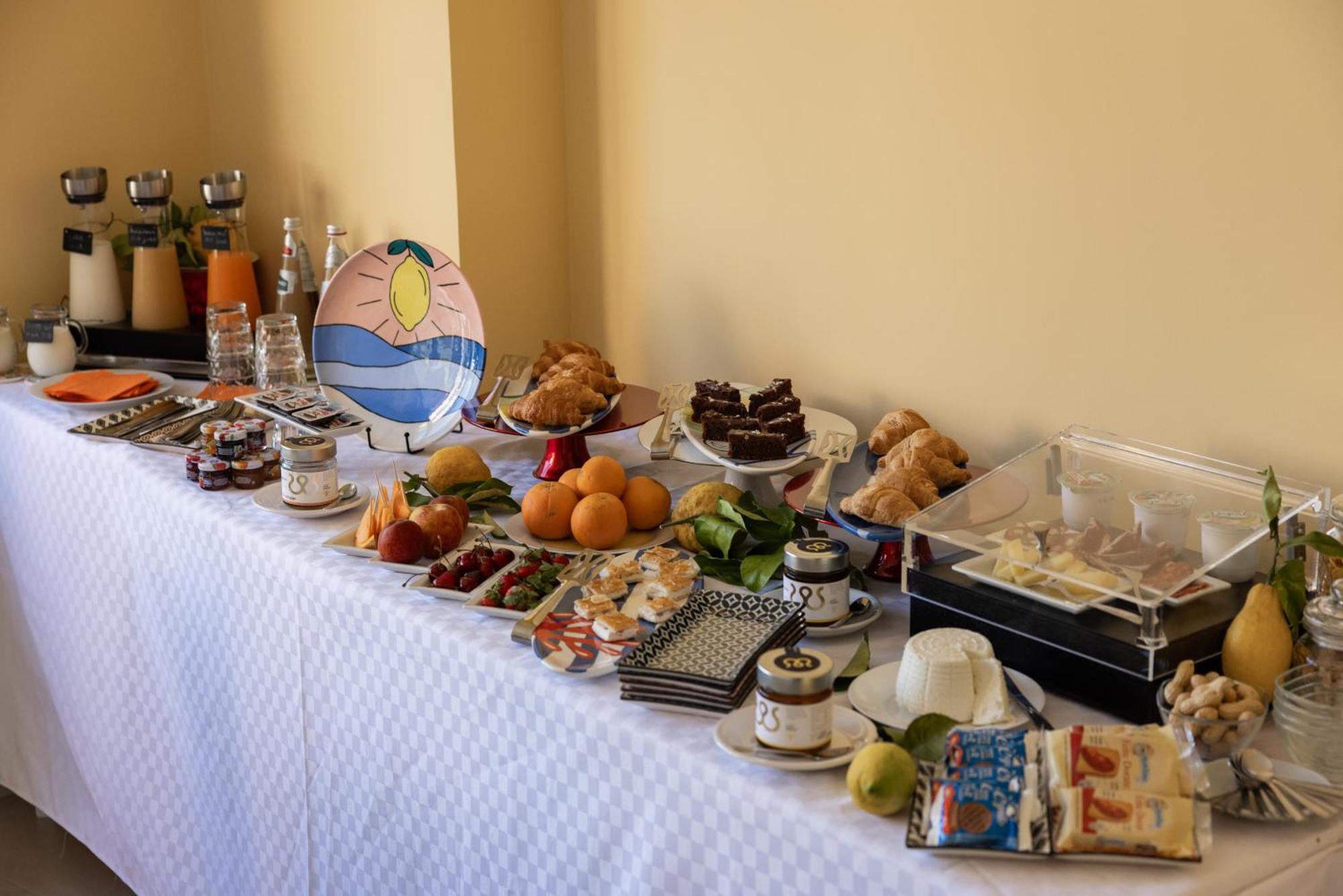 Scario Club Hotel 3*
